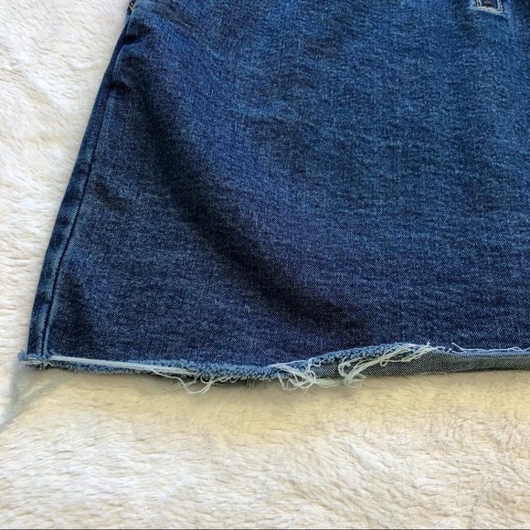 Forever 21, Raw Hem Back Zip Denim Skirt, Size Large - Picture 11 of 15
